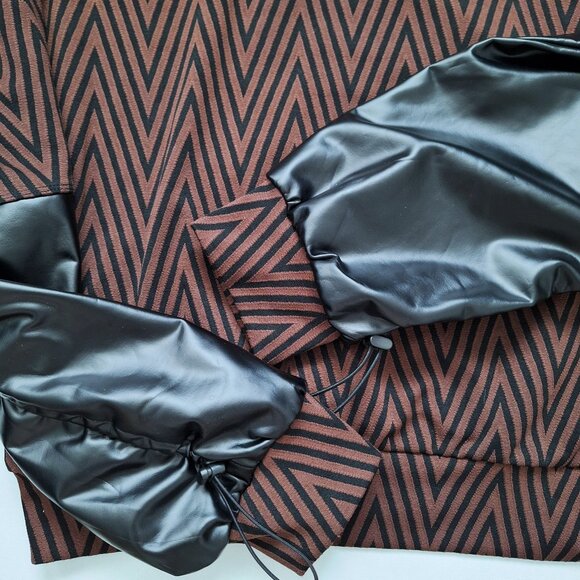 Noli Brown and Black Jacquard Hoodie - Picture 10 of 11